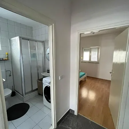 Lovro Apartamento