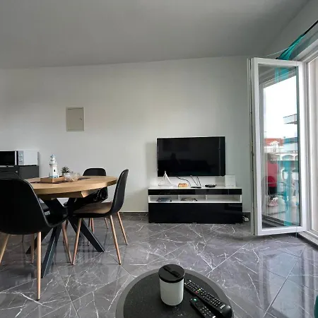 Lovro Apartamento